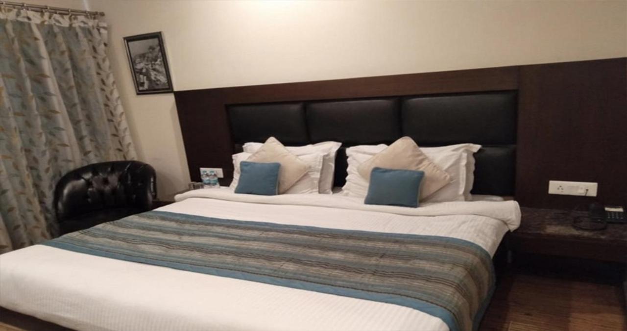 מלון מוסורי Sanobar The Midtown מראה חיצוני תמונה